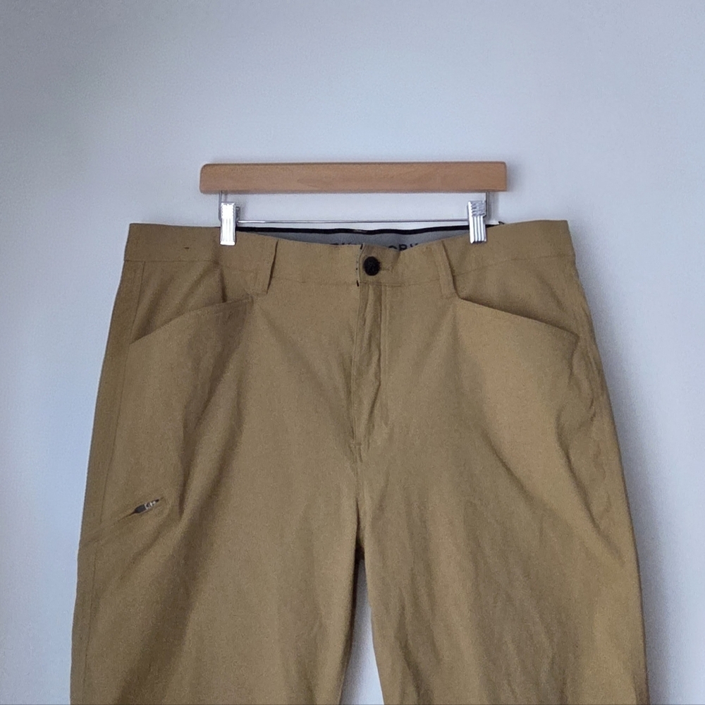 Orvis Khaki Tan Pants Men's Size 40x32 Outdoor Hiking - Picture 2 of 8